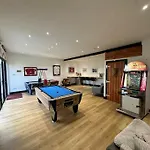 Villa Secluded Country *