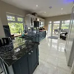 Villa Secluded Country