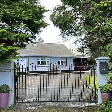 Villa Secluded Country