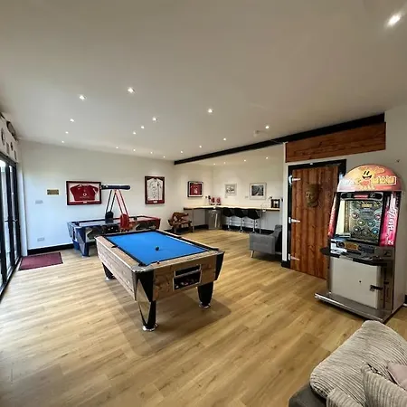 Villa Secluded Country *