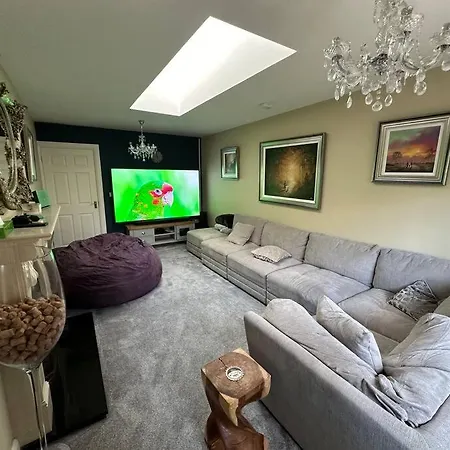 Villa Secluded Country *