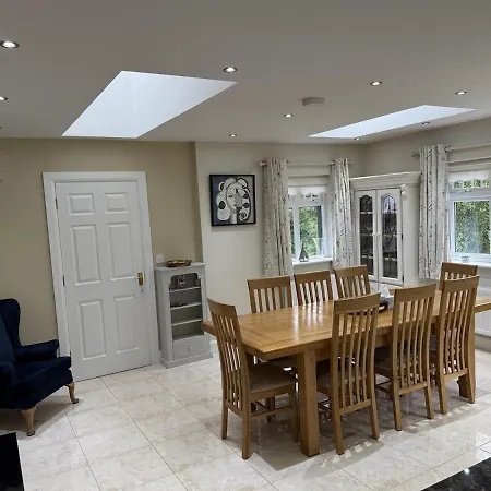 Villa Secluded Country