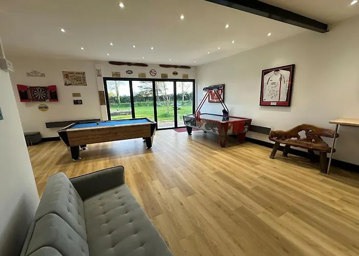 Villa Secluded Country