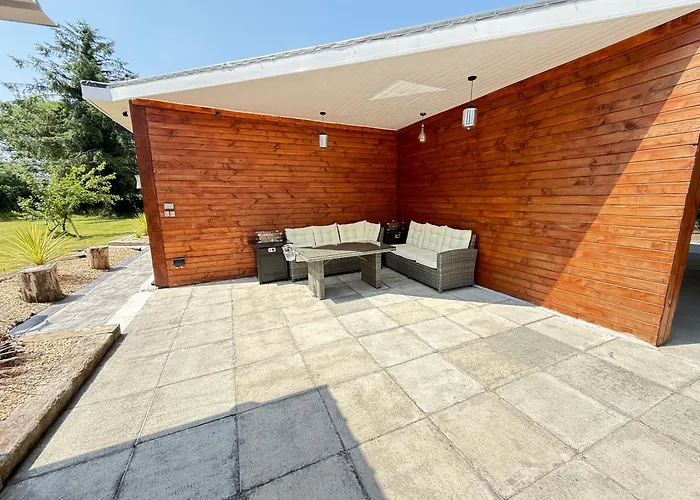 Secluded Country Villa *